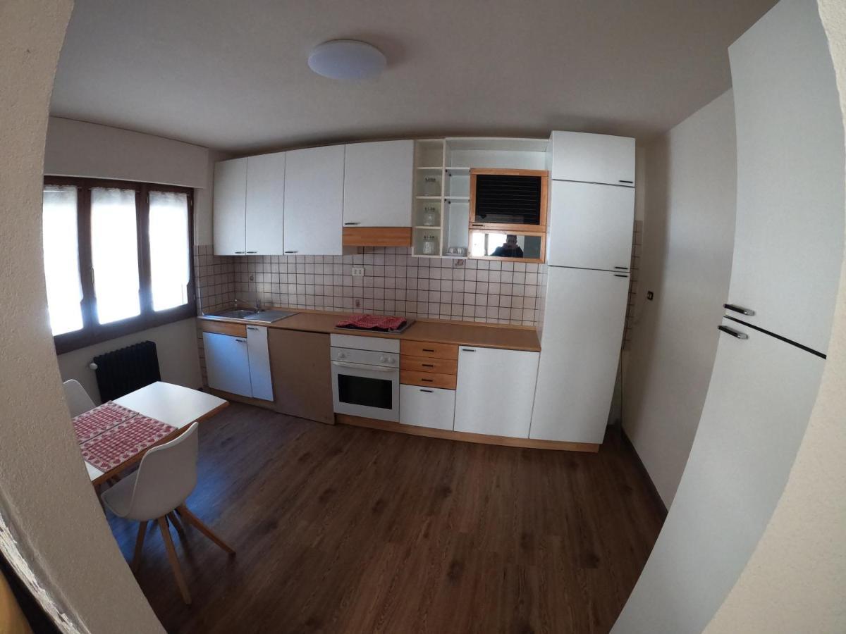 Apartament Baggio House Cadarese Zewnętrze zdjęcie